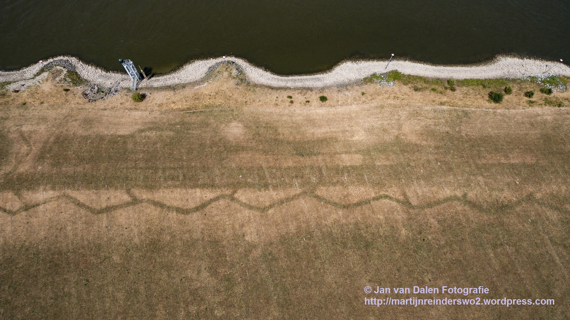 DJI_0126-20180712 bew